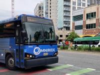 OmniRide and ART buses in Arlington, VA (Pierre Gaunaurd/COG)