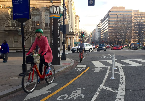 Biking_Metro_Joe_Flood_flickr-600