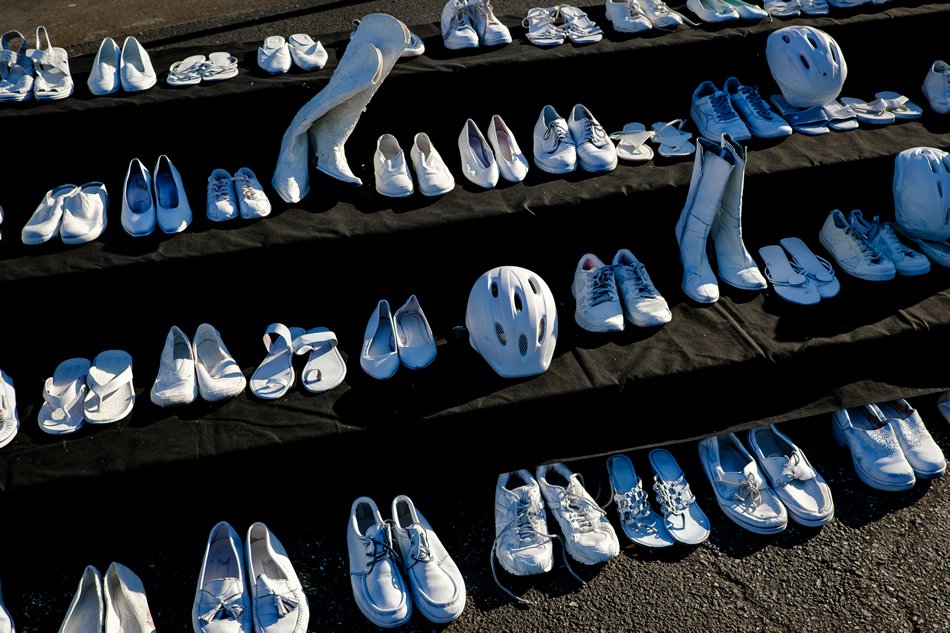 Fall_2016_Street_Smart_white_shoes