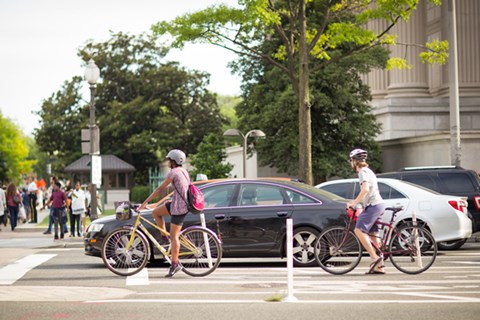 Aimee_Custis_Pennsylvania_Ave_multi_modal-600