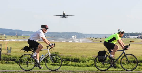 bikes_and_planes_Joe_Flood_Flickr-cropped_600