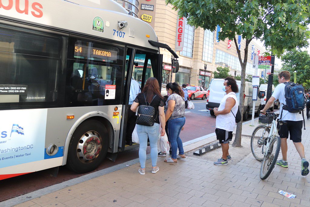 Columbia Heights Metro Bus 80