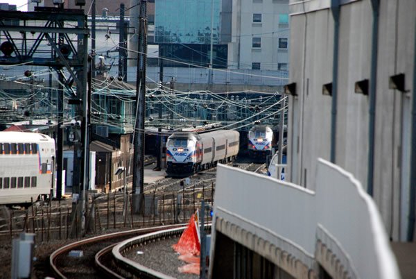 MARC_TRain_at_UNion_Station_BeyondDC_Flickr-600