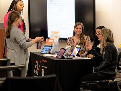 ArcTable_bright_640_480